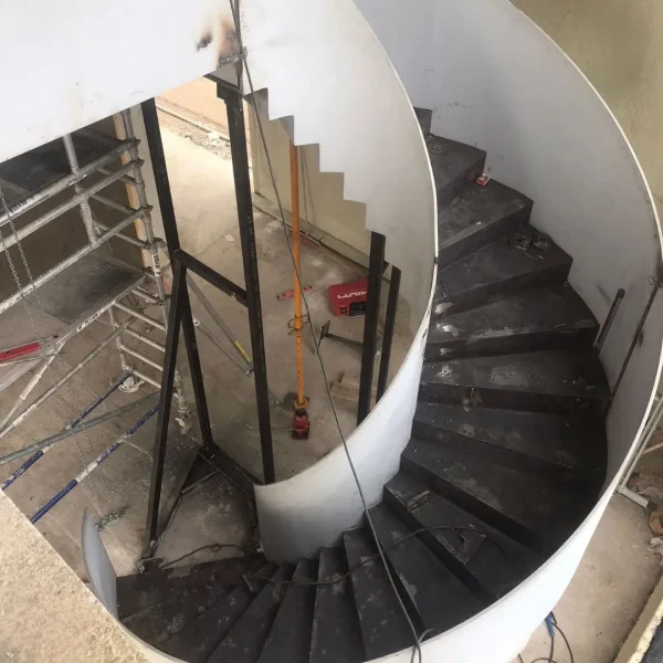 Escalera - La Moraleja